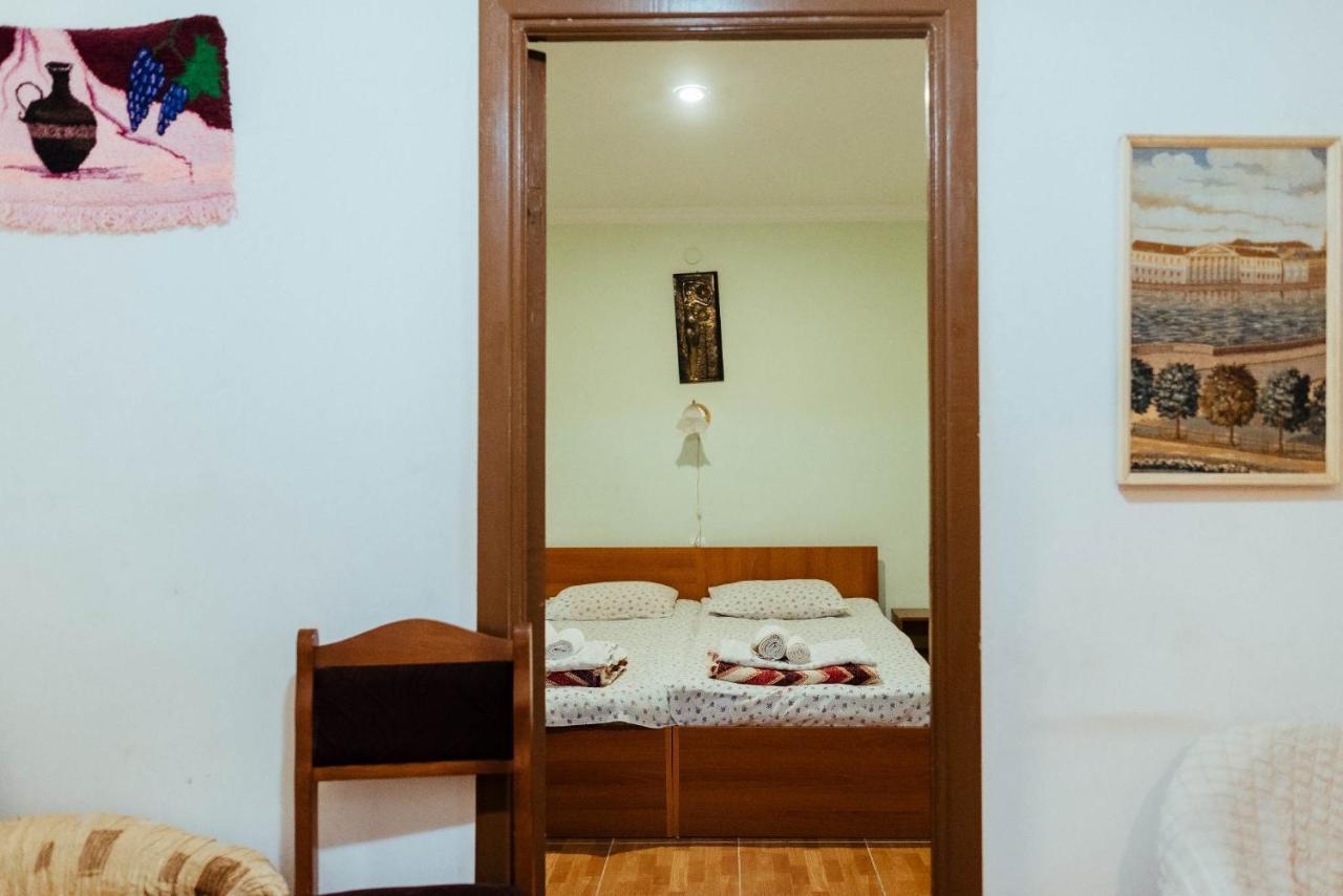 Iris B&B In Debed Canyon 阿拉韦尔迪 外观 照片