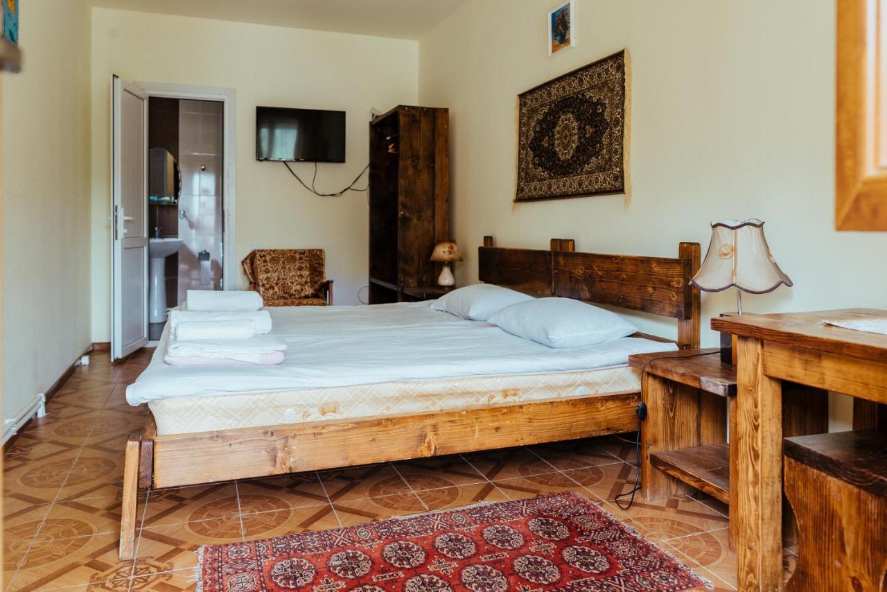 Iris B&B In Debed Canyon 阿拉韦尔迪 外观 照片