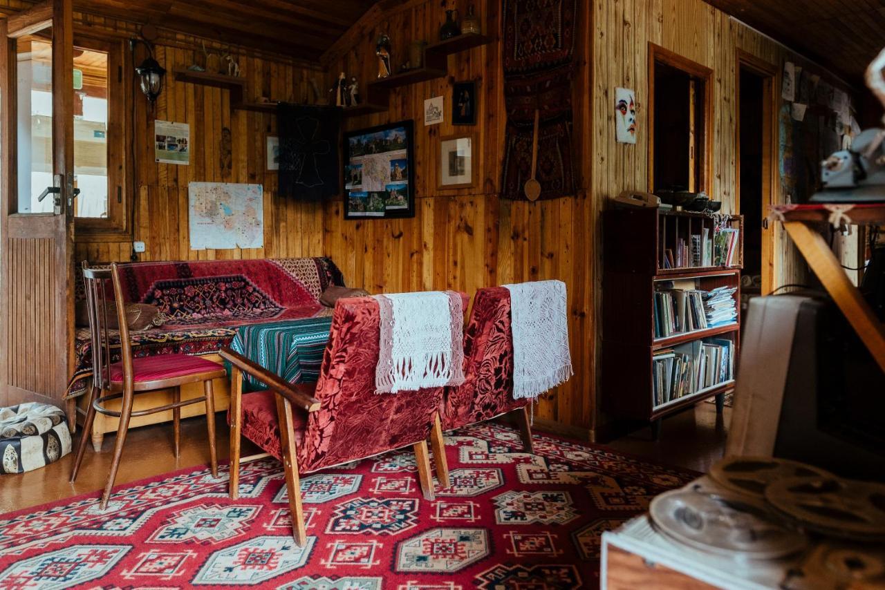 Iris B&B In Debed Canyon 阿拉韦尔迪 外观 照片