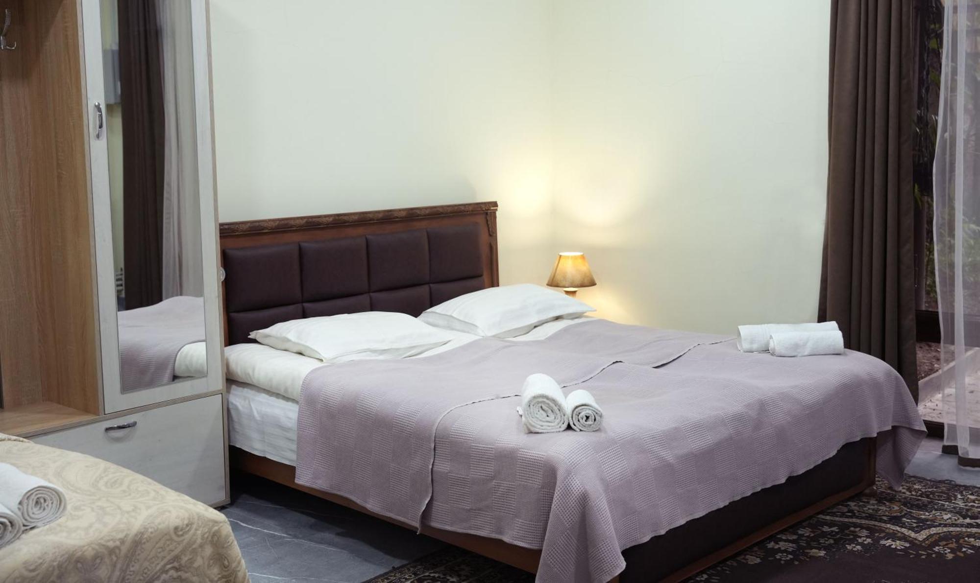 Iris B&B In Debed Canyon 阿拉韦尔迪 外观 照片