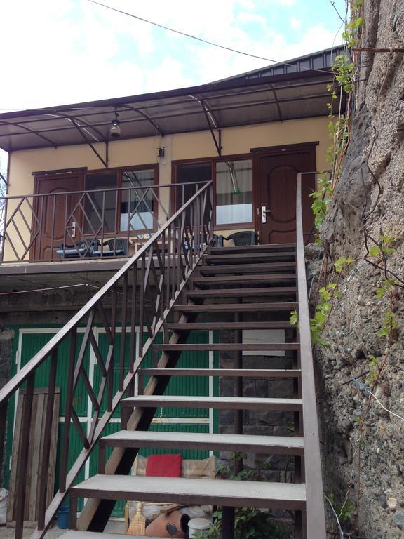 Iris B&B In Debed Canyon 阿拉韦尔迪 外观 照片