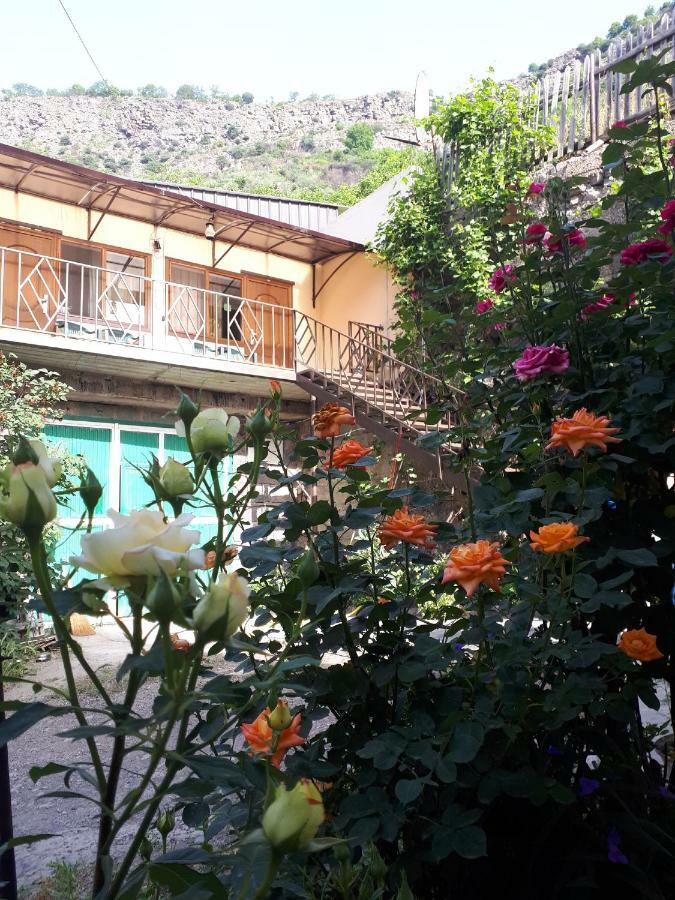 Iris B&B In Debed Canyon 阿拉韦尔迪 外观 照片